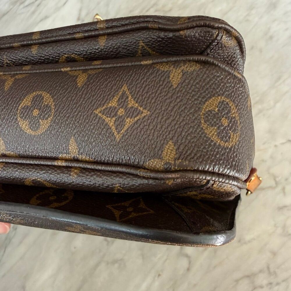 Authentic LOUIS VUITTON METIS Pochette Flap Monogram Leather Top Handle - Picture 11 of 16